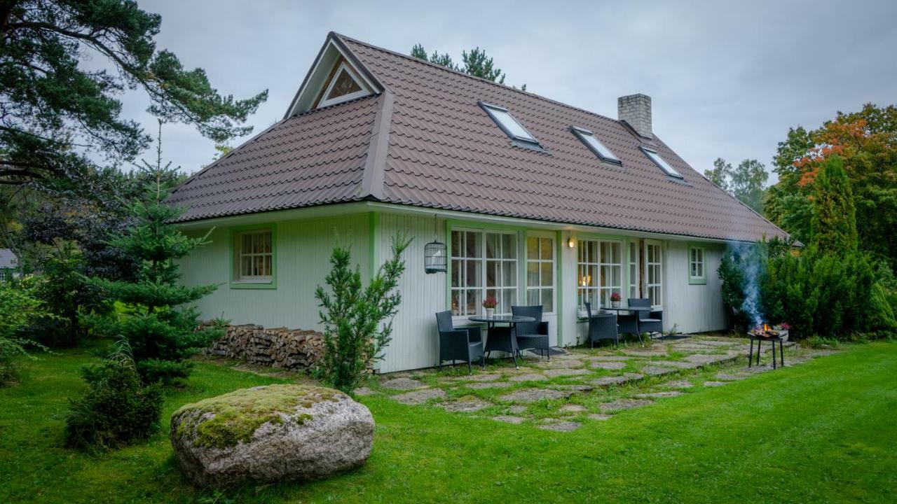 Adami Country Guesthouse Vainupea Esterno foto